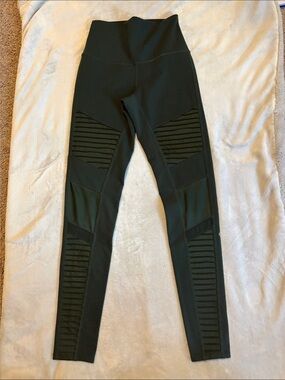 ALO Yoga Dark Green Ribbed Panel Leggings